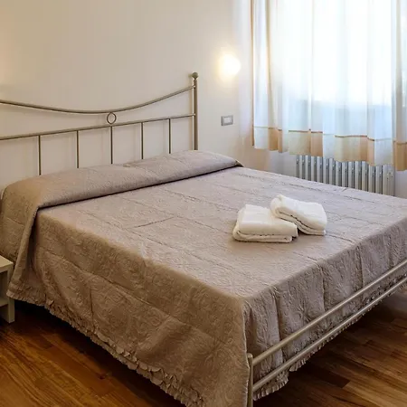 A Casa Di Leo Pensjonat Ascoli Piceno